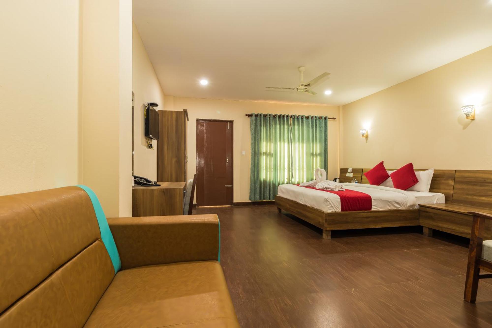 Sisai Park Village Chitwan Bagian luar foto